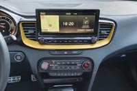 Тест-драйв Kia XCeed