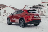 Тест-драйв Lexus NX