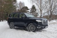 Тест-драйв Toyota Land Cruiser 300