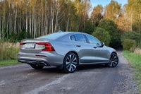 Тест-драйв Volvo S60