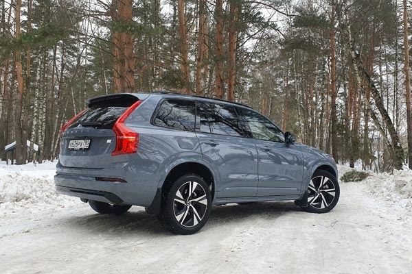 Тест-драйв Volvo XC90